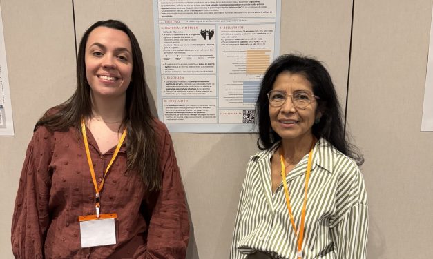 Segundo premio al mejor póster en el II Congreso Nacional de Accesos Vasculares
